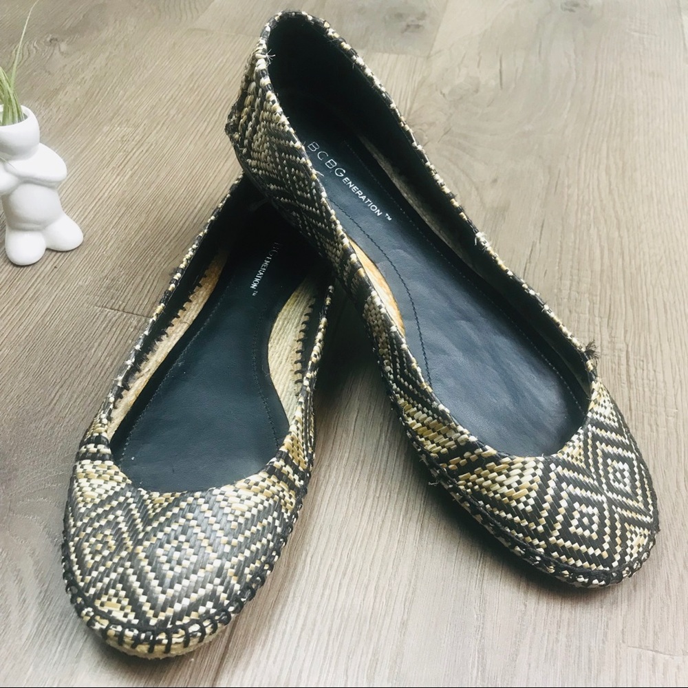 BCBGeneration Alex Tribal Woven Flats Black Tan